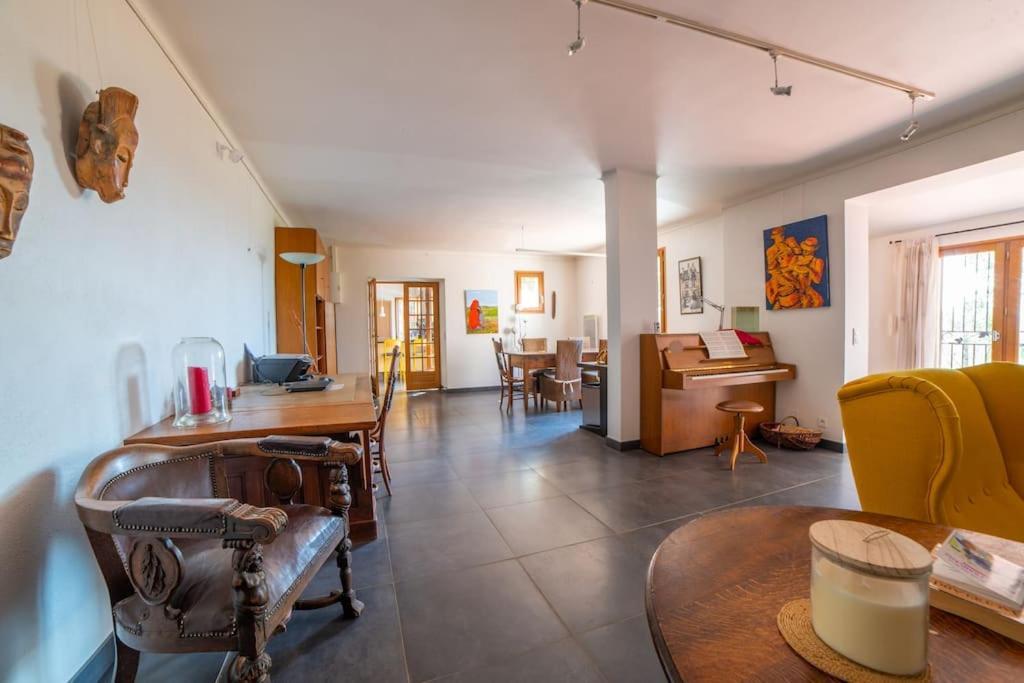 Location Maison Provencale, Provence, * Besse-sur-Issole