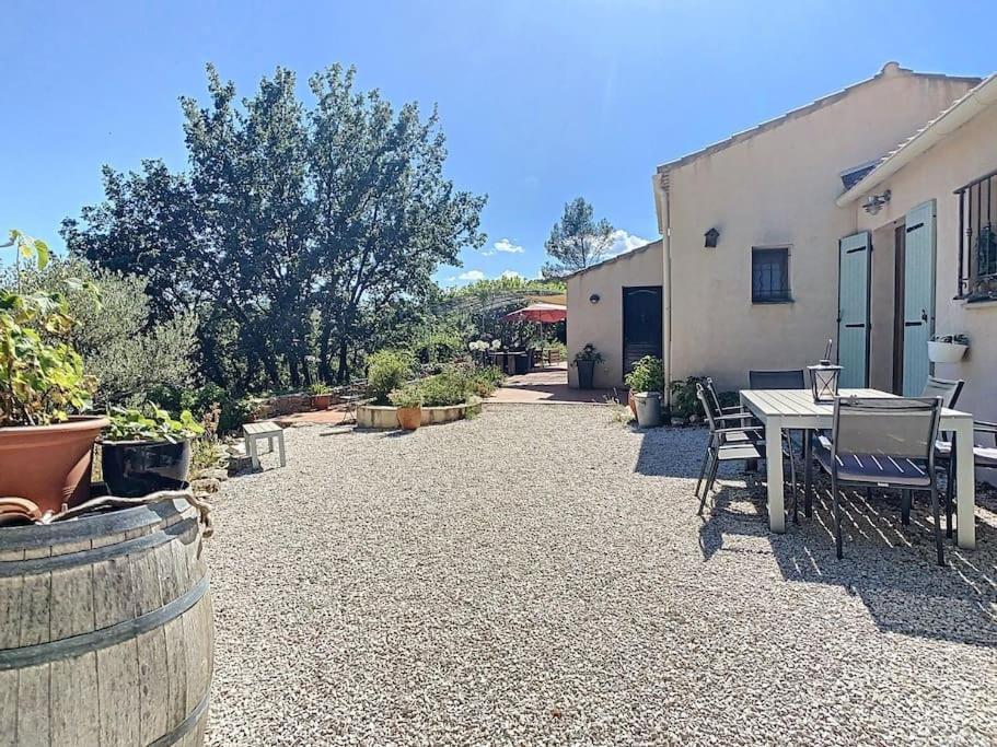 Location Maison Provencale, Provence, Villa Besse-sur-Issole