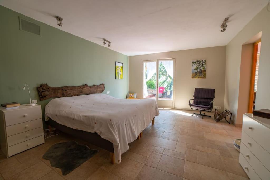 Villa Location Maison Provencale, Provence, Besse-sur-Issole