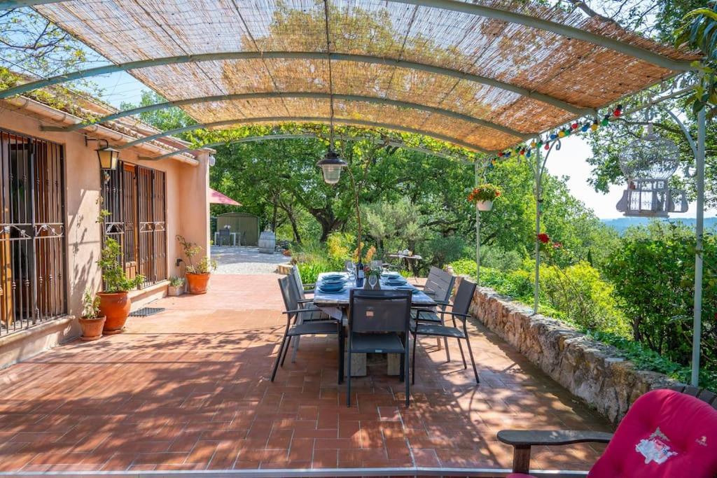 Villa Location Maison Provencale, Provence,