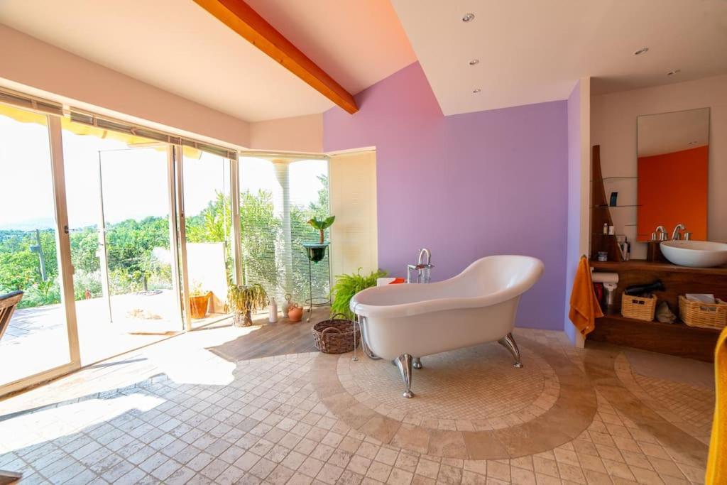 Location Maison Provencale, Provence,